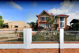 4 Bedroom Property for Sale in Bluewater Bay Eastern Cape